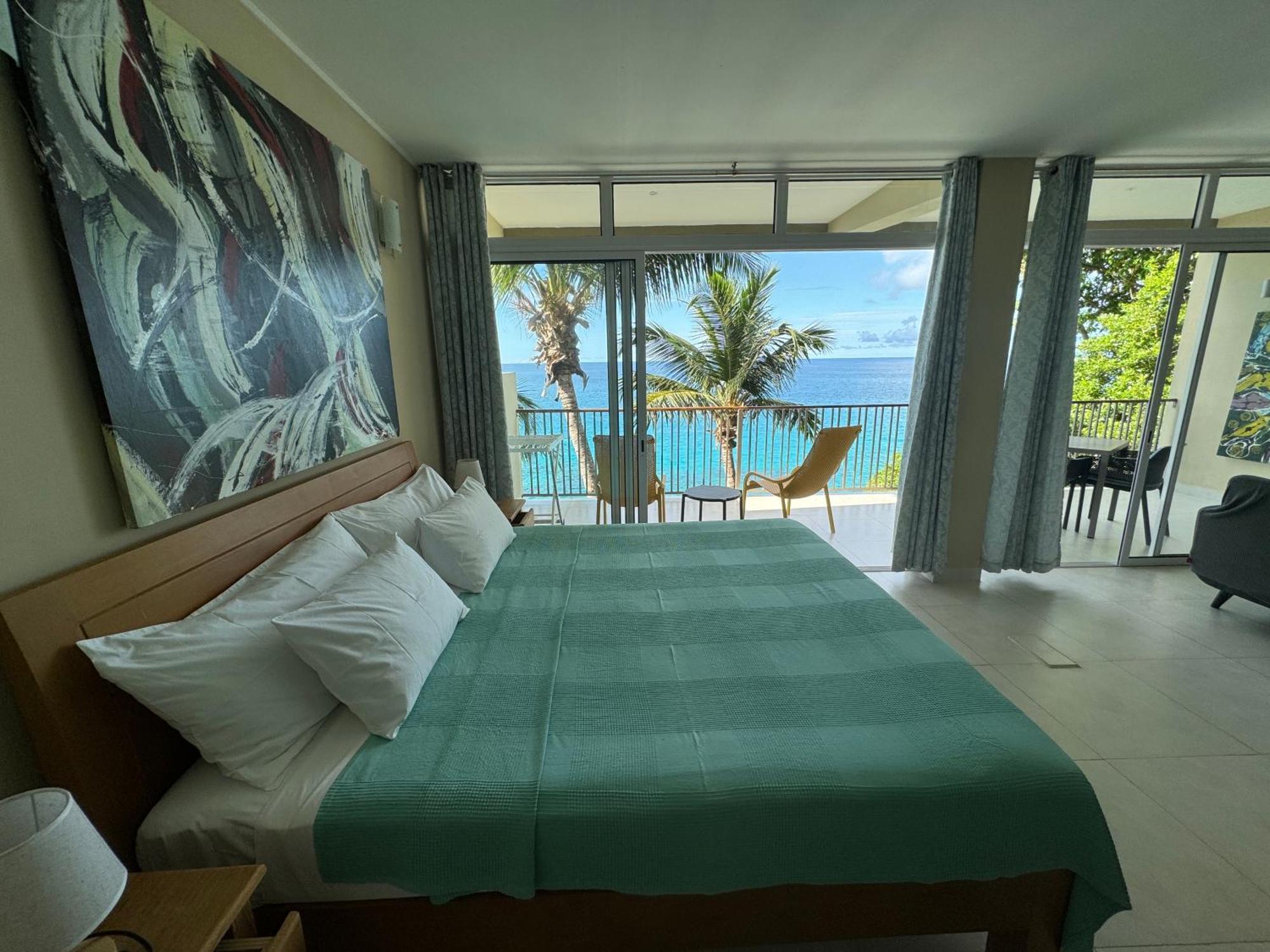 Maka Bay Self Catering Apartment Victoria Exterior photo
